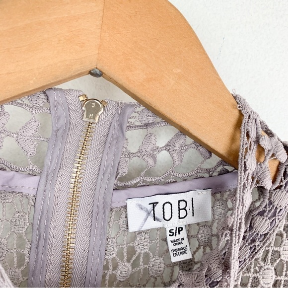 TOBI Sincerely Yours Gray Lace Crochet Cut Out Mini Dress Sz S - Picture 7 of 9